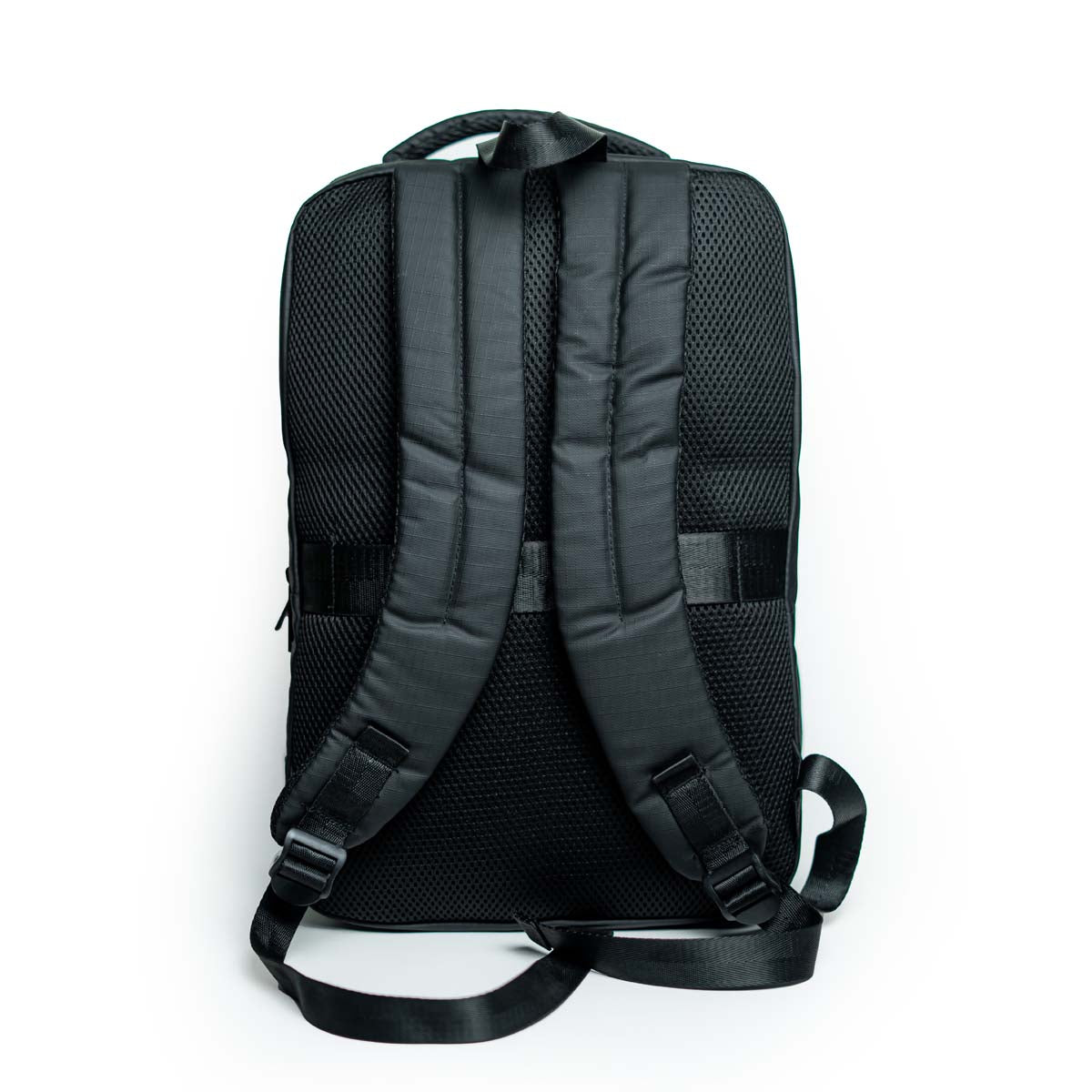 Rainer Premium Quality R1266 Waterproof Professional 15.6 Inch Business Laptop Bag & Backpack Travel (Black)