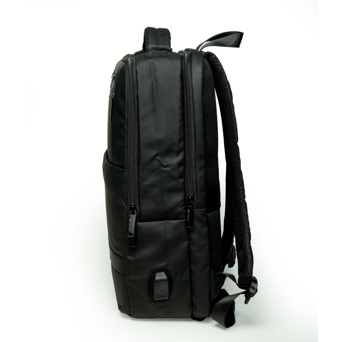 Rainer Black Minimalist Laptop Backpack R1266– Sleek & Durable Everyday Carry Bag