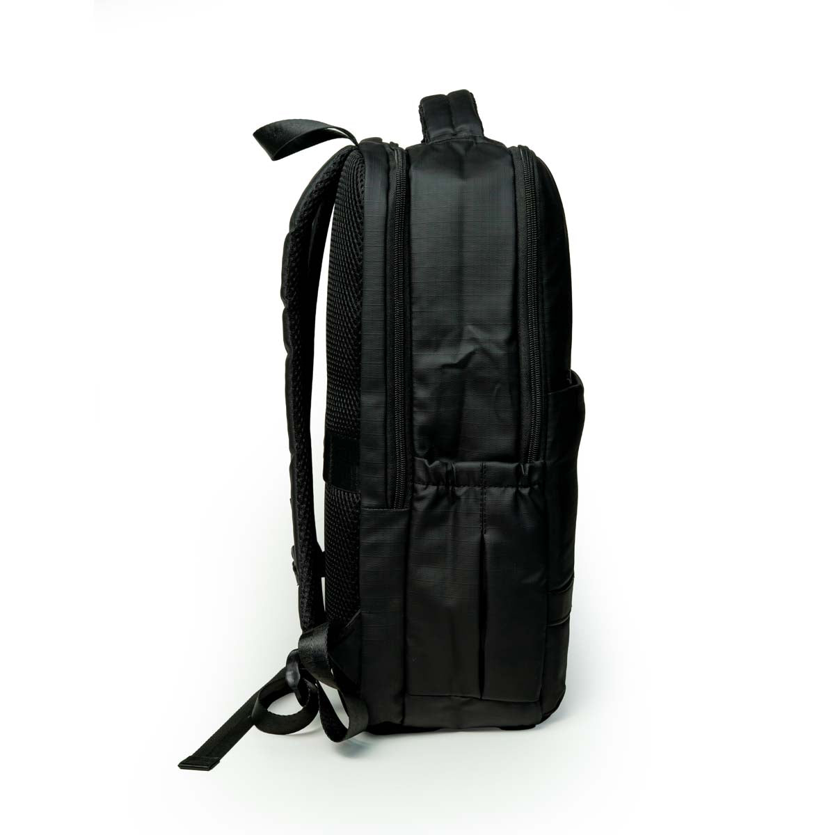 Rainer Black Minimalist Laptop Backpack R1266– Sleek & Durable Everyday Carry Bag