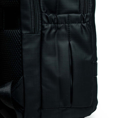 Rainer Premium Quality R1266 Waterproof Professional 15.6 Inch Business Laptop Bag & Backpack Travel (Black)